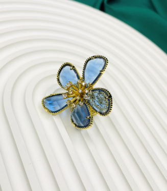 Fashion Crystal Flowers Finger Ring