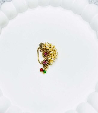 Classic Maharashtrian Bridal Nath