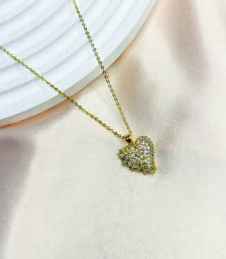 Chain Classic Shiny Zircon Crown Love Pendant Necklace