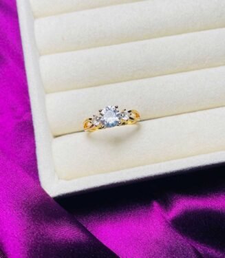 Diamond Cut Stone Finger Ring