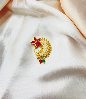 Elegant Bridal Nath with Stones