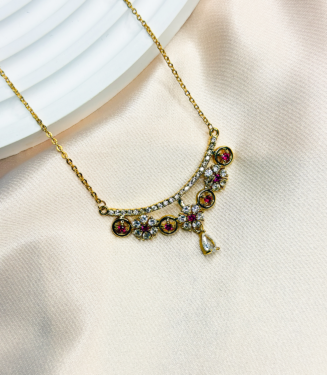 Luxury Red Stone Necklace for Women